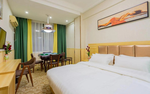 Starway Hotel (Huquan Huashi East Branch)