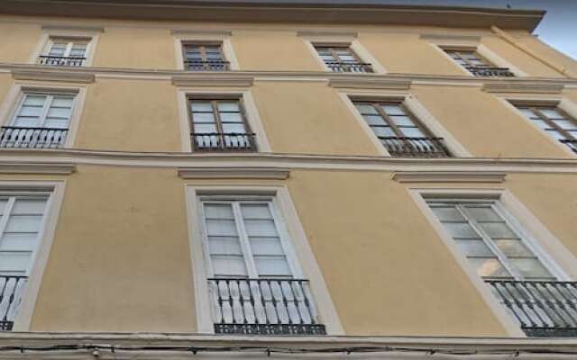 Apartamentos Fana by Charming Stay