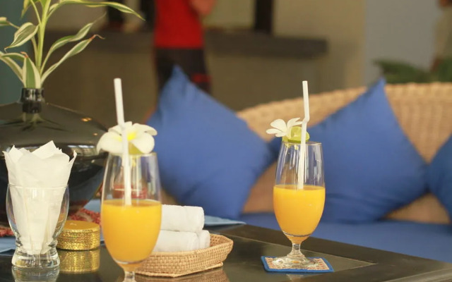 Frangipani Villa Hotel II