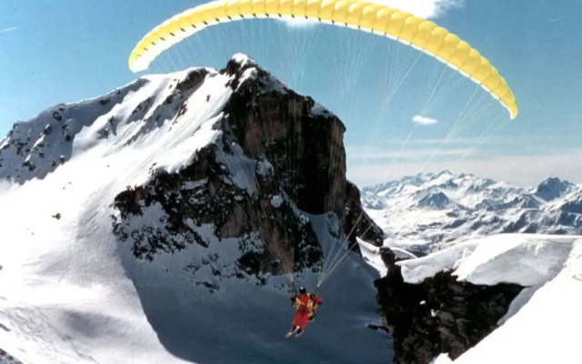 Chalet on Sunny Slopes of Plagne