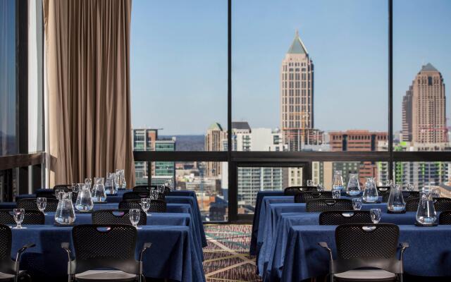 Crowne Plaza Atlanta - Midtown, an IHG Hotel