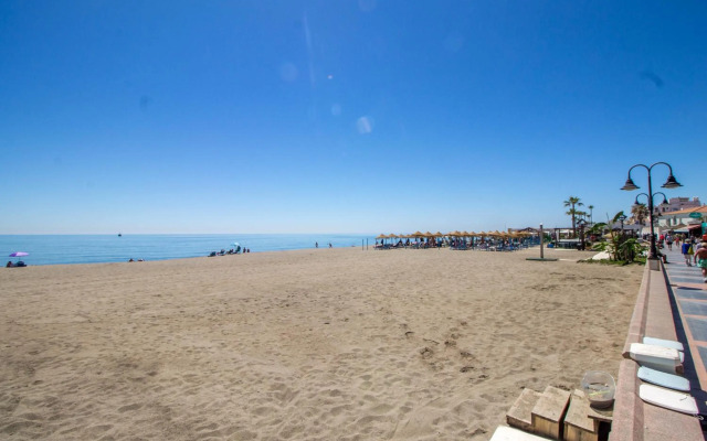 Vistamarina B201 By IVI Real Estate