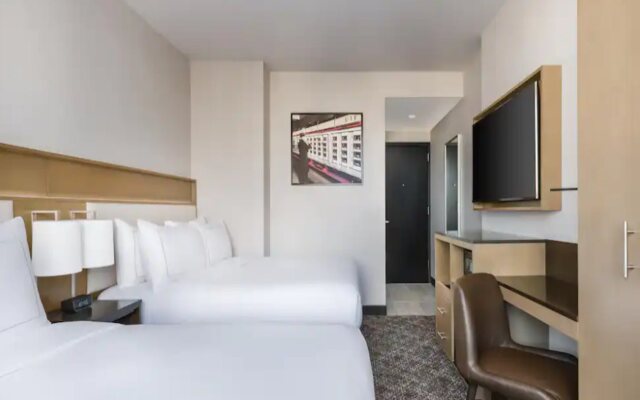 Doubletree by Hilton New York Times Square South