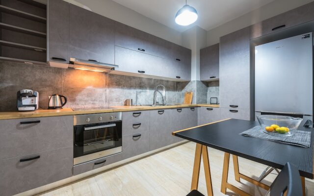 Victoria Black Pearl Apartments