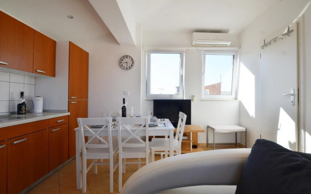 One Bedroom Apartment