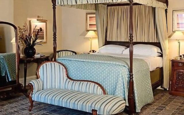 Classic Lodges The Old Swan Hotel