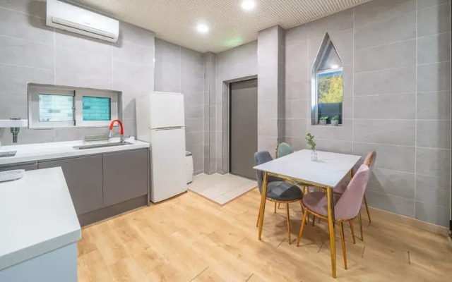 Gapyeong Ddel Poolvilla
