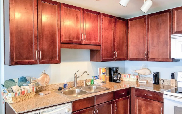 Laketown Wharf 802