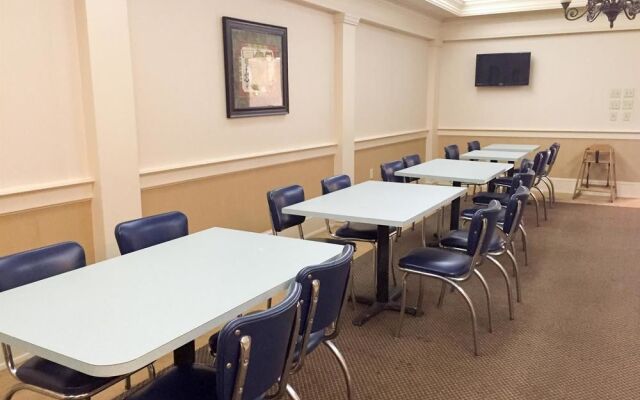 Days Inn Macon North