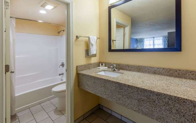 Days Inn by Wyndham Charles Town/Harpers Ferry