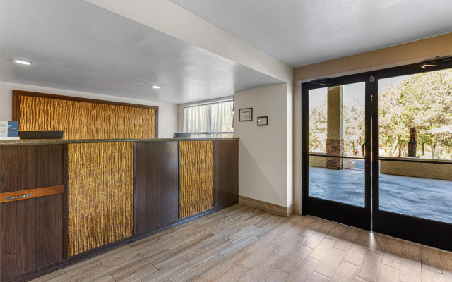 Best Western Pine Springs Inn