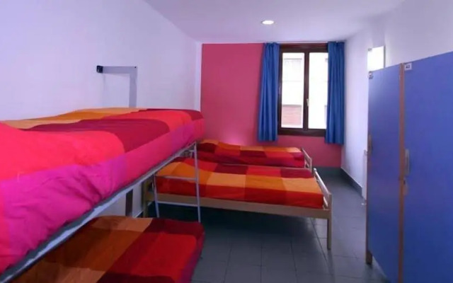 Albergue Trinkete Etxea - Hostel
