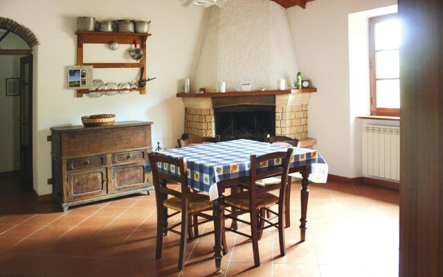 Country House in Tuscany With Panoramic Views