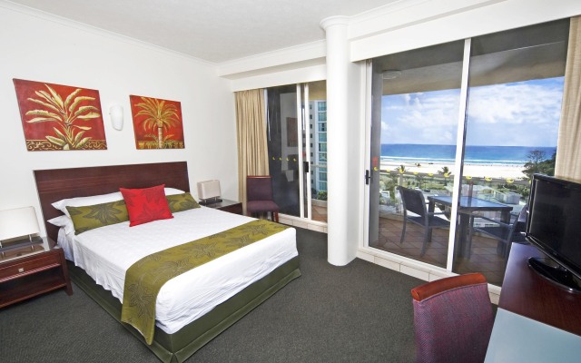 Mantra Twin Towns Resort