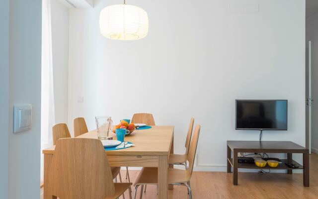 Alves da Veiga Apartments