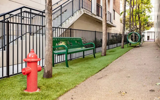 Modern Westwood Executive Suite