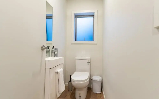 Manly Bay Wonderful 3BR New Home - Fibre