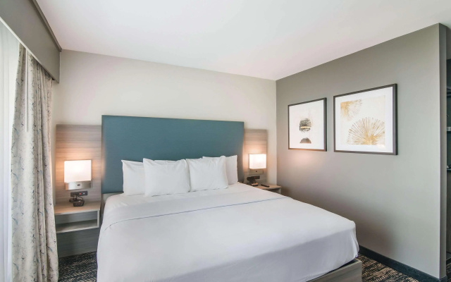 Hourglass Hotel, Trademark Collection by Wyndham