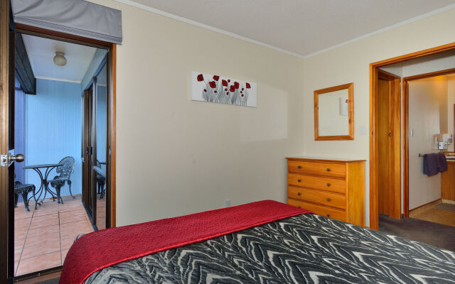 Waikanae Beach Motel