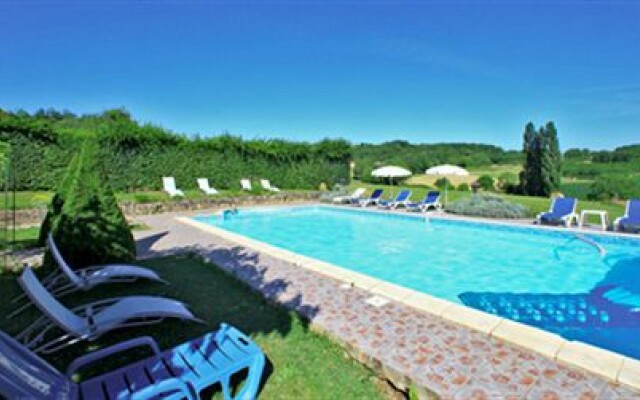Hotel A Jayac - Logis Hotels