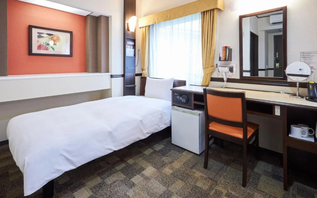 Toyoko Inn Tsu-eki Nishi-guchi