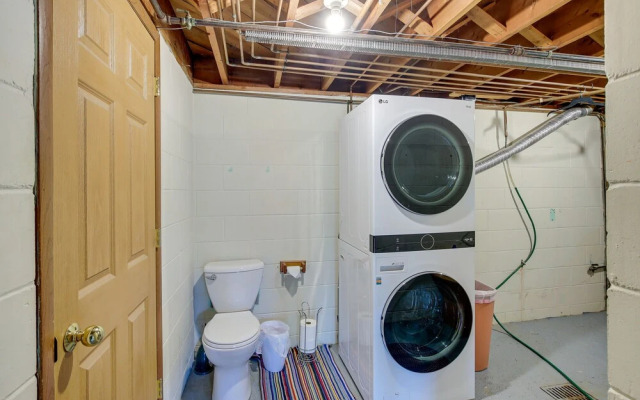 Charming Clintonville Retreat - Relax & Kayak!