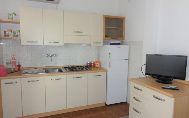 Condominio Diana Est