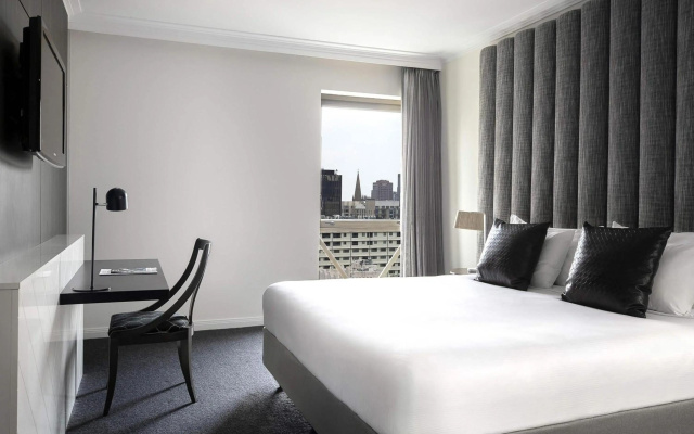 Mantra on Russell Melbourne – Guest Rooms – Melbourne