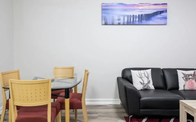 Studio 412 - ocean and sunset views on a budget