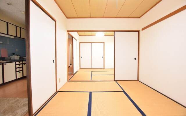 Moriguchi Apartment