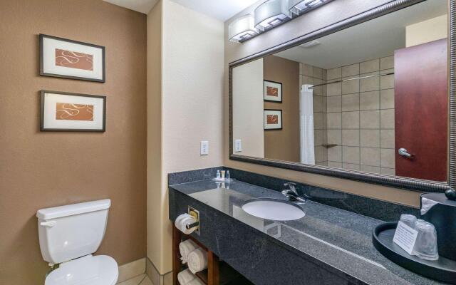 Comfort Suites Ennis