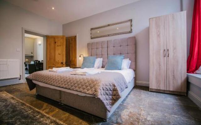 Brownlow Villa