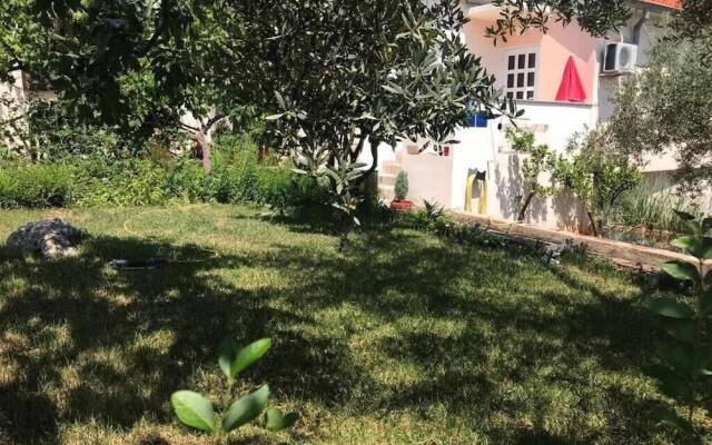 Sea View Apartment Orhideja, Sleeps 4