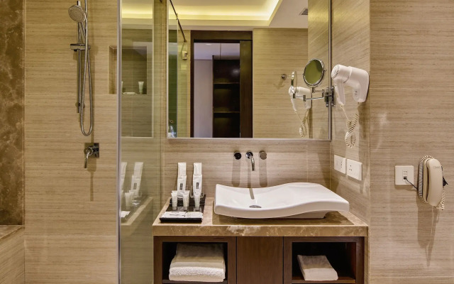 Goldfinch Hotel Mumbai