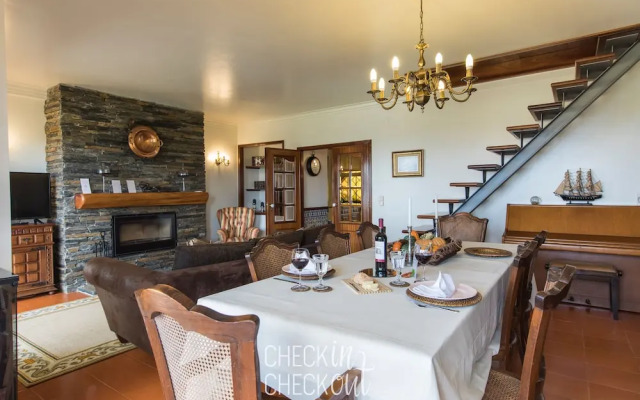 CheckinCheckout - Retiro da Adraga