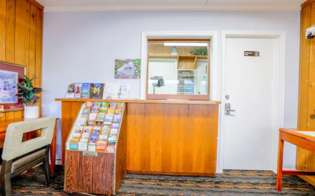 Relax Inn By OYO Natural Bridge I-81