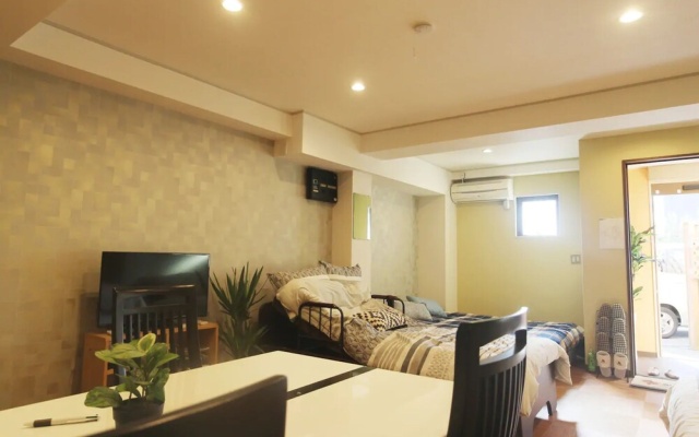 Guest House DAIZU – Guest Rooms – Osaka