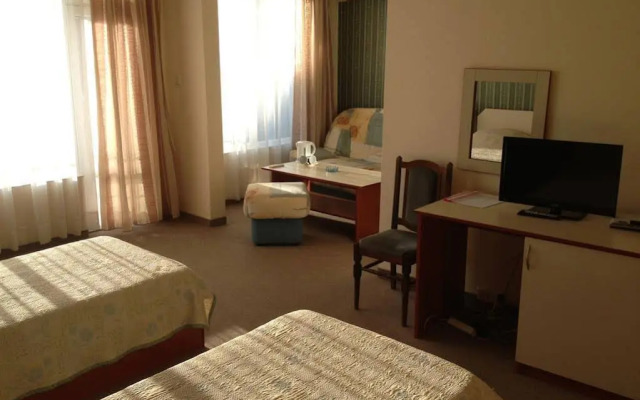 Mirana Family Hotel