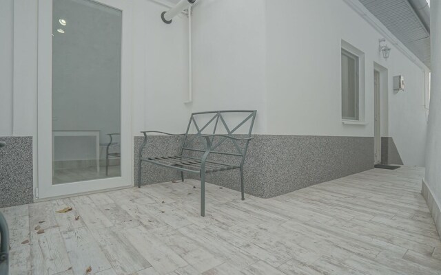 CN2i Luxury Accommodation DC