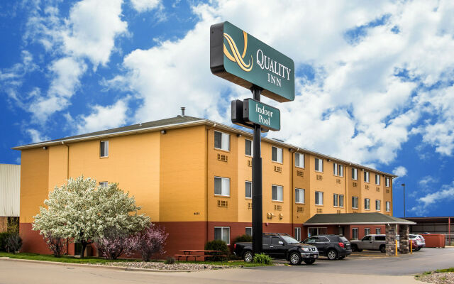 Quality Inn Dubuque on Hwy 20