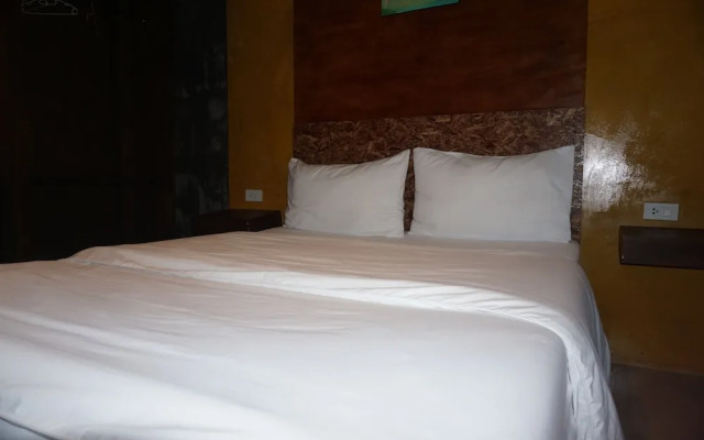 Rommai Plai Tawan Trang