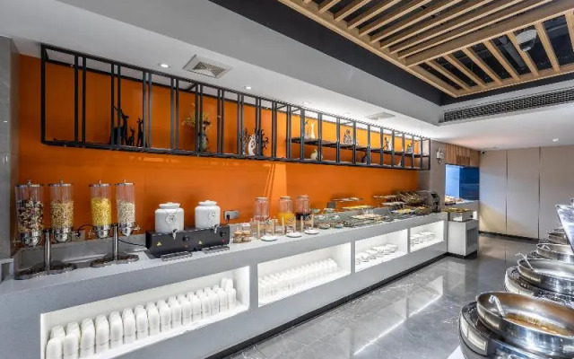 Madison Hotel Pingdingshan Government