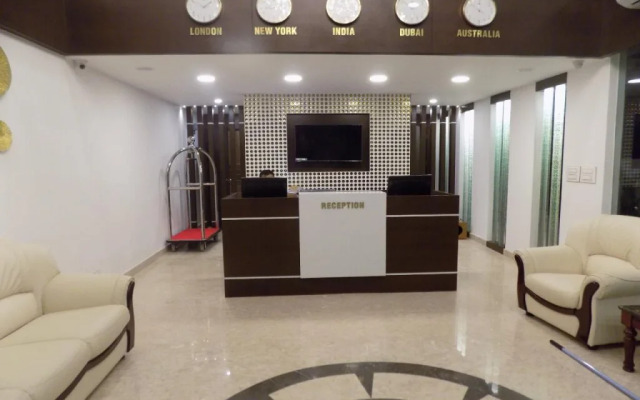 Hotel Sarah International