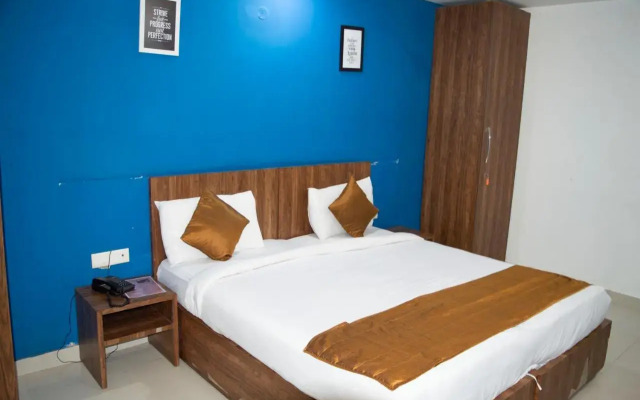 LA Rooms