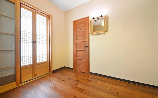 Gyeongju Hanokstay Hangbokhanzip