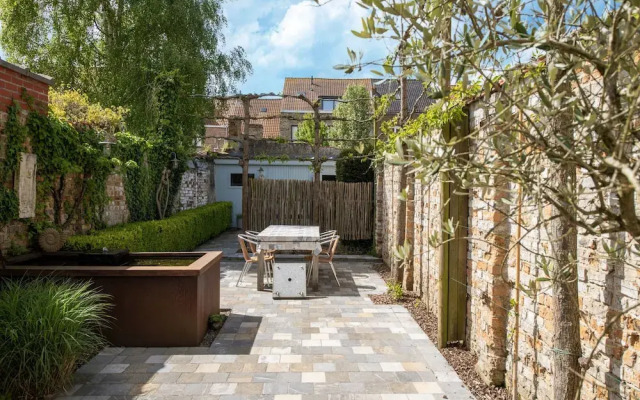 Seaside Charm & Privacy