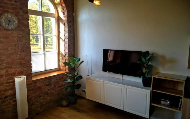 Botanical Garden Studio