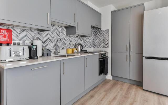 13 Belle House - Apartment 1