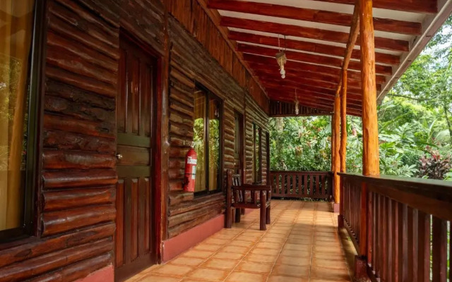 Sun Sun Lodge