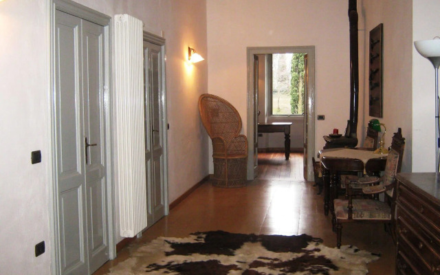 Hotel Diffuso Il Portichetto sulla collina a Vezio Perledo